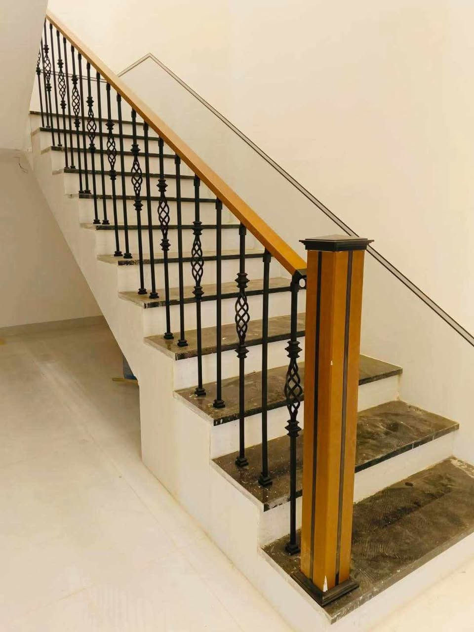 اهلا وسهلا بالزبائن الكرام 🙋
#يعلن القمه عن كافه عمل المحجرات درج المنيوم  وجام مسكرة ١٠ ملم
باحدث الموديلات 
-كرستا وعمل وبانسب الاسعار وكوادر ذو خبره عاليه مواد تركيه اصليه -🇹🇷
اذا عندك درج تريد اسويله محجر خليك بالبيت واحنه نوصلك
لايك للصفحه ليصلك كل ماهو جديد للتواصل معنا ارسل سعر المحجر المدور اربع خطوط ٣٤الف
سعر المحجر المربع ٥٨ الف
سعر الجام cnc -١٠ملم -٥٧ الف جميع الالوان
جام قوالب -١٠ملم مسكرت مع قبضه ٩٠$
رساله اواتصل 
*********** بي واتساب
