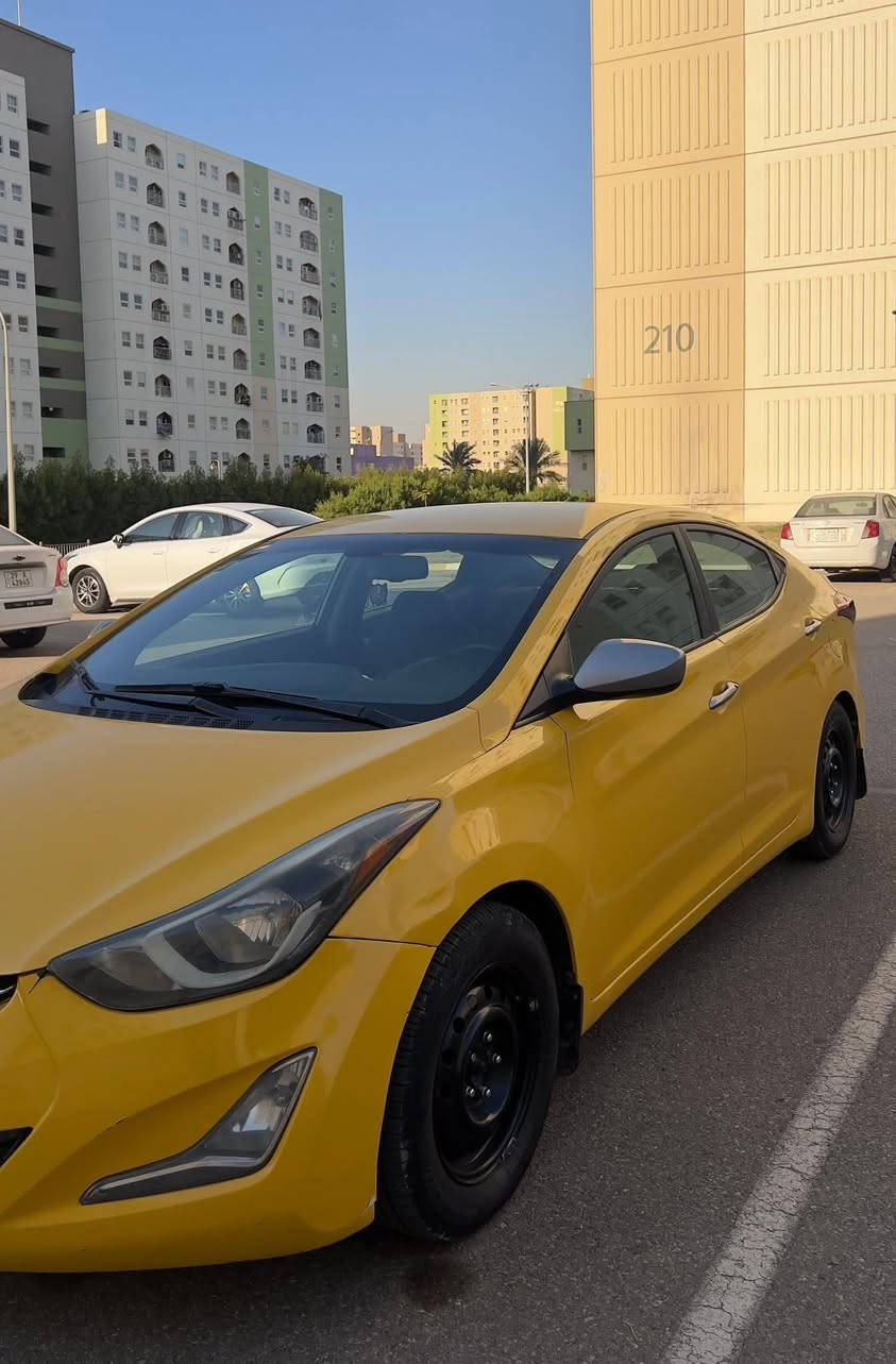 السلام عليكم ورحمة للبيع النترا 2015 وارد امريكي حادث بنيد وطخه خفيفه بل جاملغ الأيسر موضح بل منشور فقط ،، لغود شواصي مكفولات مكينه 1800 دوش قبل شهر شديتها مال كصه بعدها جديده تخم تاير جديد مواصفات تحكم ستيرن مثبت سرعة سنويه لغاية 2028 مشروع وطني سيارة جديده وحلوه واحلى من الصور وبيها منظومة غاز شغاله 
السهر 70 وبيها مجال قليل 
رقمي ***********
