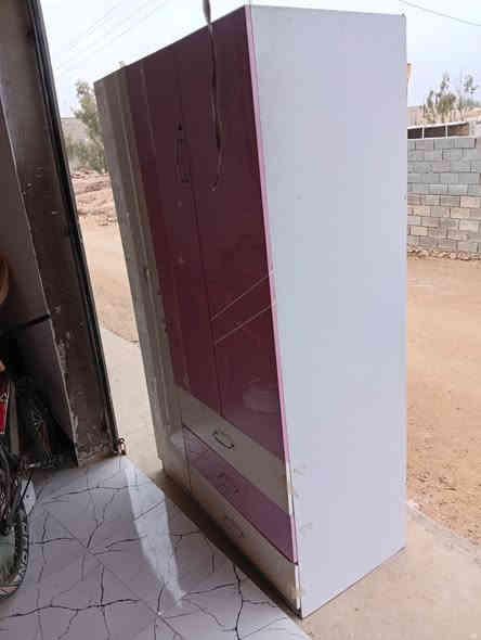 السلام عليكم كاتير خشب حطاطه سعر الكنتور الاسود ،130والوردي 170مكان بروانه ***********
