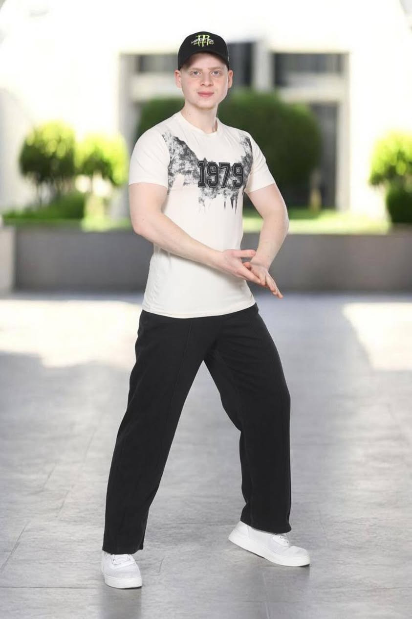 احلى القطعة متوفرة يمنه
الفخامة مو بالسعر... الفخامة بالذوق 👌
إذا يعجبج لبس راقي بدون مبالغه دخلي شوفي حسابي♥️


**إذا كنت صاحب هذا الإعلان وتريد حذفه لأي سبب، رجاءا أرسل رسالة إلى الدعم الفني**