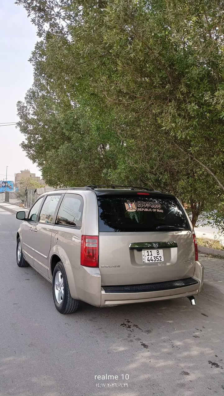 سلام عليكم من رخصت لادمن دوج كرفان مديل 2009كلين
مواصفات sxt 

بجم كبس 

كير و محرك 3.8.v6جدد

مواصفات فرس با سقف بيبان كهرباء شغالة 

كشن سياق كهرباءت بيجي بلع منفصل عليهة ادامة كاملة سيارة جديدة 

شاشة اندرويد كبيرة+كامرة خلفية 

تخم تاير جديد 

منضومة تبريد 3قطع شغال 

رقم بغداد جديد+مداور ثاني يوم 

6جام كهرباء+المري الجانبية تحكم 

سيارة جديدة بمعنا الكلمة 

سيارة كلين ما بيهة ضربة بيهة طخات بسيطة معدلة عل بارد 

*********** سعرهة 117وبيهة مجال واسف عل اطالة
