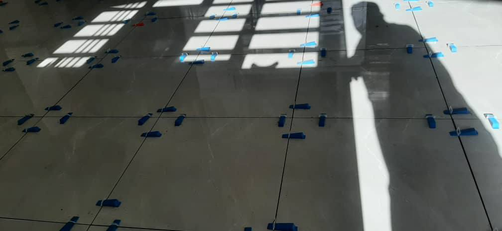 خلفة سيراميك ايراني ، الواح ، بورسلين ، كاشي ، مرمر
شغل درجه اولى اسعار مناسبة تواصل ***********
