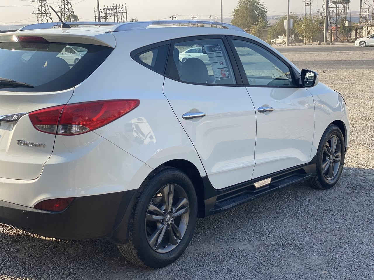 السلام عليكم للبيع تكسون 2011مكفوله من الصبغ فقط شبر بارد محرك ممفتوح فول بانوراما لا استفسار ***********
