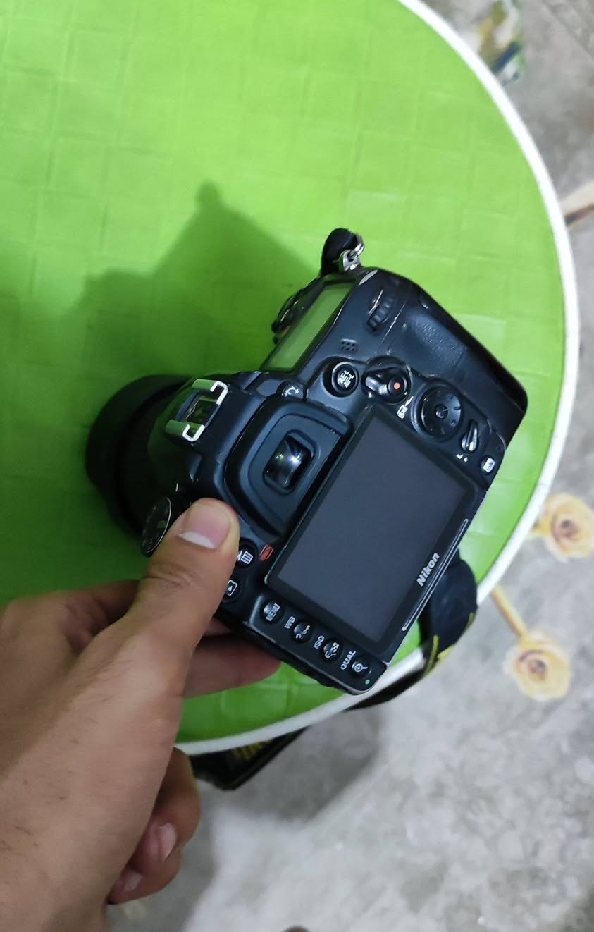 نيكون 7000
نظيفه99٪ ومداخله تصليح  بس بدي سعر 200


**إذا كنت صاحب هذا الإعلان وتريد حذفه لأي سبب، رجاءا أرسل رسالة إلى الدعم الفني**