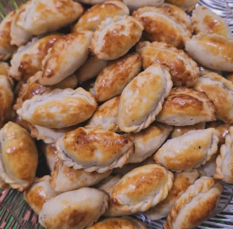 تجهيزات غذائيه لحم عراقي ذبح من الكصاب
تجهيز مروكات وتمن حسب الطلب واذا باللحم لو بدون لحم  كلشي وسعره 
كبة تمن ٢٥ قطعة ب١٠ 
بتيته جاب ٢٥ ب١٠
جريش وبرغل ٢٠ ب١٠
كباب عروك ٤٥ قطعه ب١٠
همبركر لحم ٢٠ ب١٤ 
همبركر دجاج ٢٠ ب١٢
فطائر ٣٠ ب١٠ 
لحم بعجين ٢٥ ب١٠
معجنات مشكل ٣٠ ب١٠
كليجه ٨ الكيلو 
مشكل ٩ 
بالجوز ١٠ 
دولمه صغير ٨
وسط ١٠
كبير ١٦
كيك جاي ٦ 
بالجوز والبرتقال ٧
خلية النحل ٧ 
بيتزا  صغير ٦ 
كبير ٩
الحرية الثانيه قرب دائرة الكهرباء يوجد توصيل


**إذا كنت صاحب هذا الإعلان وتريد حذفه لأي سبب، رجاءا أرسل رسالة إلى الدعم الفني**