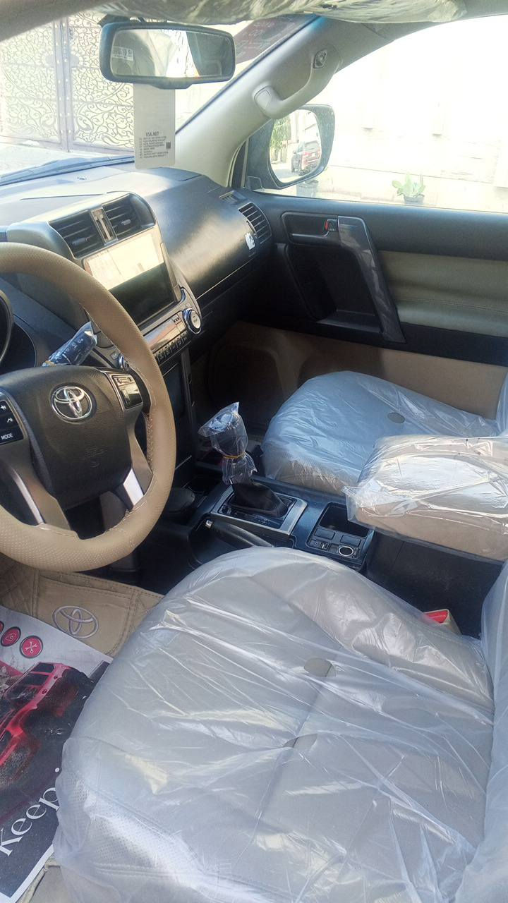 السلام عليكم من رخصت مدير الكروب برادو 2010محدث 2017 ارقام دولي بغداد اربع قطع كلير السيارة اثر جراد ابيع كما مرفق السونار في الصور السيارة جديدة بمعنى الكلمة مكينة گير اكسل تبريد كفالة عامة وعلى السونار  مكان السيارة بغداد الجديدة *********** أي استفسار على السعر اتصل و بخدمتك
