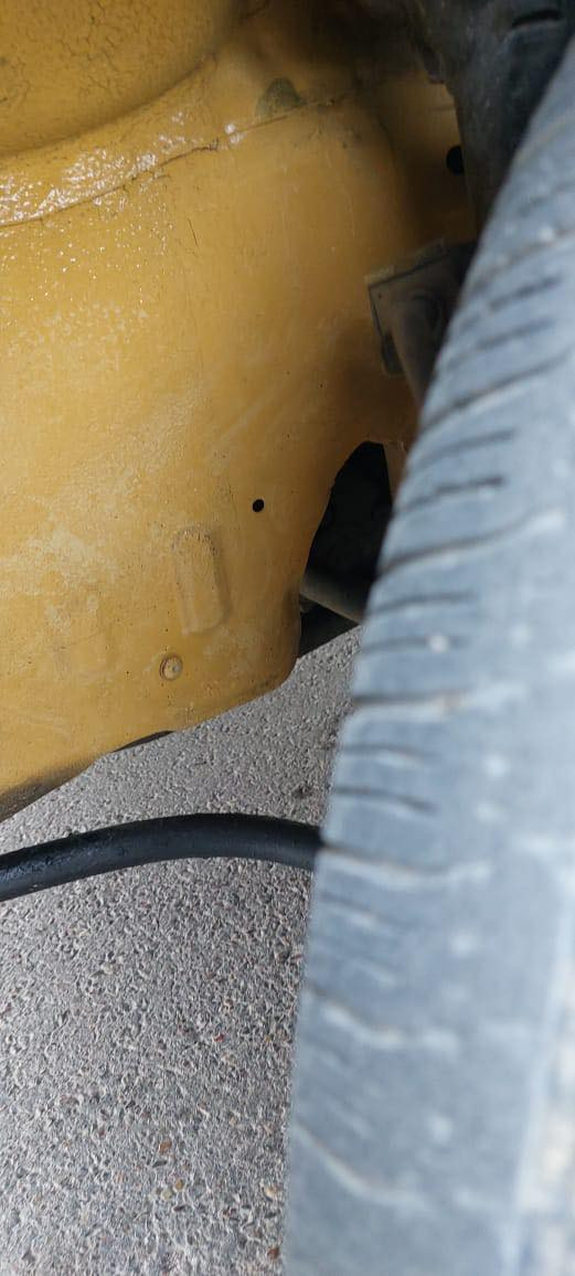 سلام عليكم سايبه 2013كير مكينه تبريد تخم تايرخير من الله بيه صبغ جاملغ تريك وين يعجبك مصفره حته الهزه جديده كبل تحول مكان سياره بغداد حي جهادسعر 29وبيه مجال ***********
