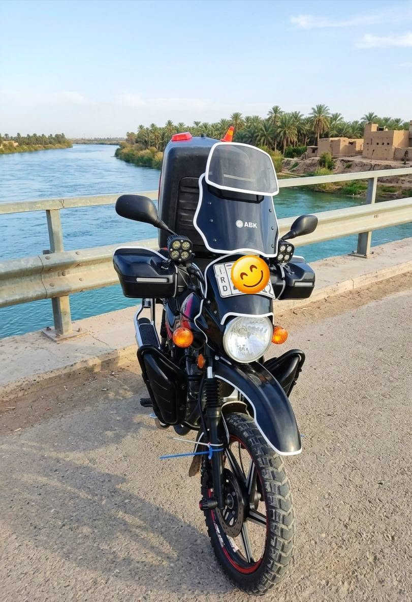 سلام عليكم بوكسر 2023 ماشيه 34 الف حقيقي دراجه زيرو بعده رقم وسنويه بغداد نكليزي تحويل ب اسمك ثاني يوم  دراجه كامله وجاهزه ومرتبه علا ايدي مكينه خرسه ما تنسمع فد بدايه تبخير ستر2300 وبيها مجال حك جيه مكانه بغداد مدينه الصدر . .🌹واتساب فقط *********** كهرباييات كله شغاله حته كيج كيلو متر شغال دراجه فول مواصفات وعلي رمبهه ماتلكه مثله بل فيس كله
