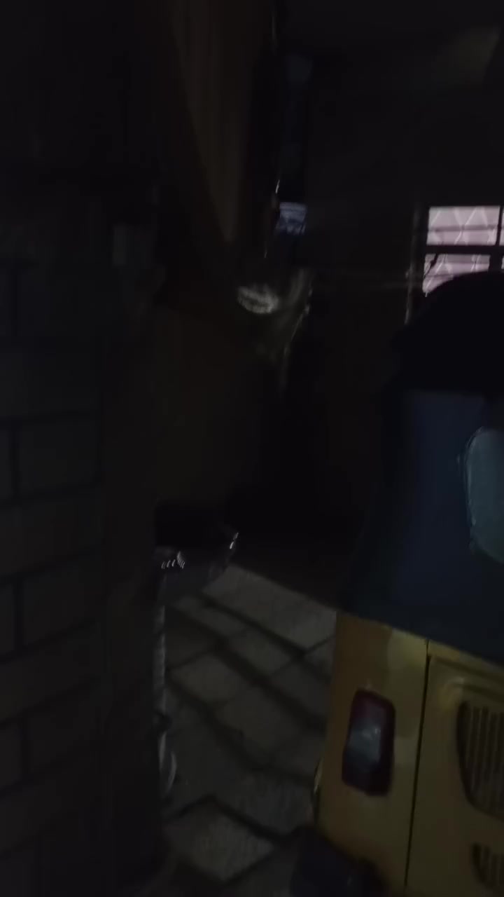 مشتمل للايجار في مجمع فدك قرب اسواق الجوهره كلشي واضح بل التصوير للتواصل ***********
