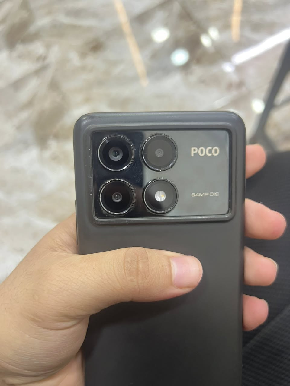 سلام عليكم 13 برو ماكس كفاله عامه ماعده الضهر مكسور بطاريه 80 كلشي مامبدل بي ذاكره 512 وبوكو x6 برو 5G ذاكره 512 فقط هذا الضربه ب شاشه خفيفه  ثنينهن 120 فريم ببجي مراوس ب 15 برو ماكس عندك تفضل خاص مكاني سكندريه رقمي ***********
