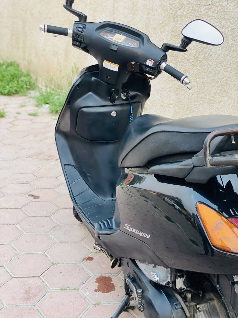 سلام عليكم للبيع دراجه سبيسي ياباني رمبه مكفوله كفاله عامه الاستفسار اتصال على رقم او خاص ***********
