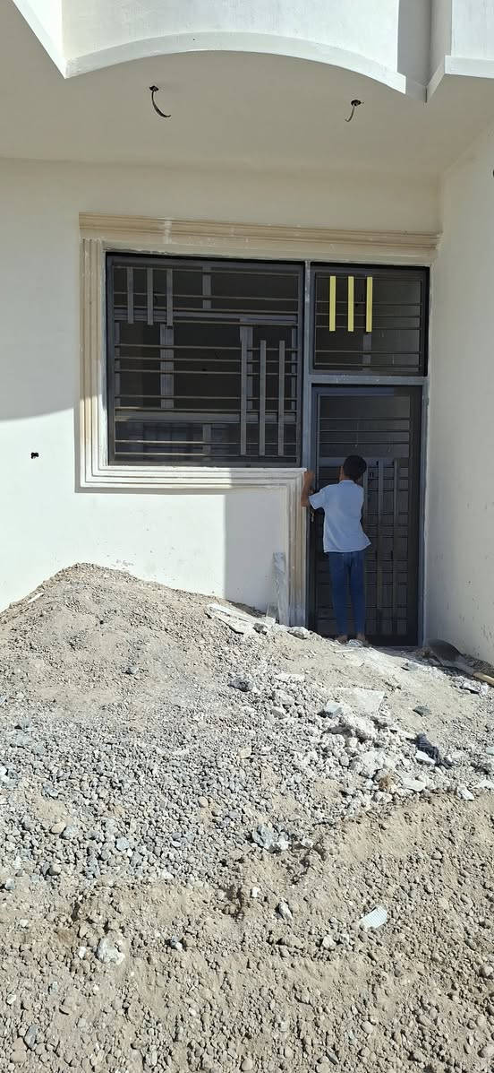 حداده عامه بيبان وشبابيك العنوان بغداد 

***********
