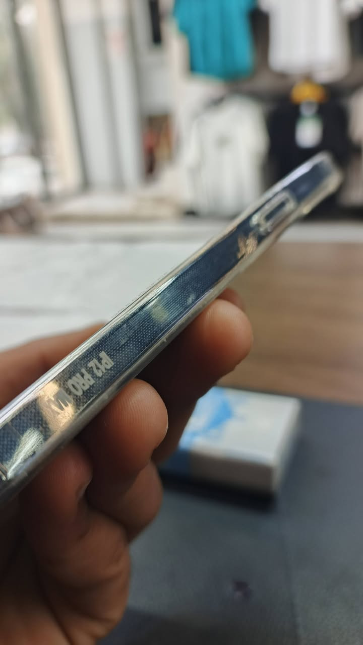 سلام عليكم 12 برو ماكس للبيع فقط نضافة 90%مبدل بطارية فقط وبي كسر بل كلاس سعره 325وبي مجال بسيط


**إذا كنت صاحب هذا الإعلان وتريد حذفه لأي سبب، رجاءا أرسل رسالة إلى الدعم الفني**