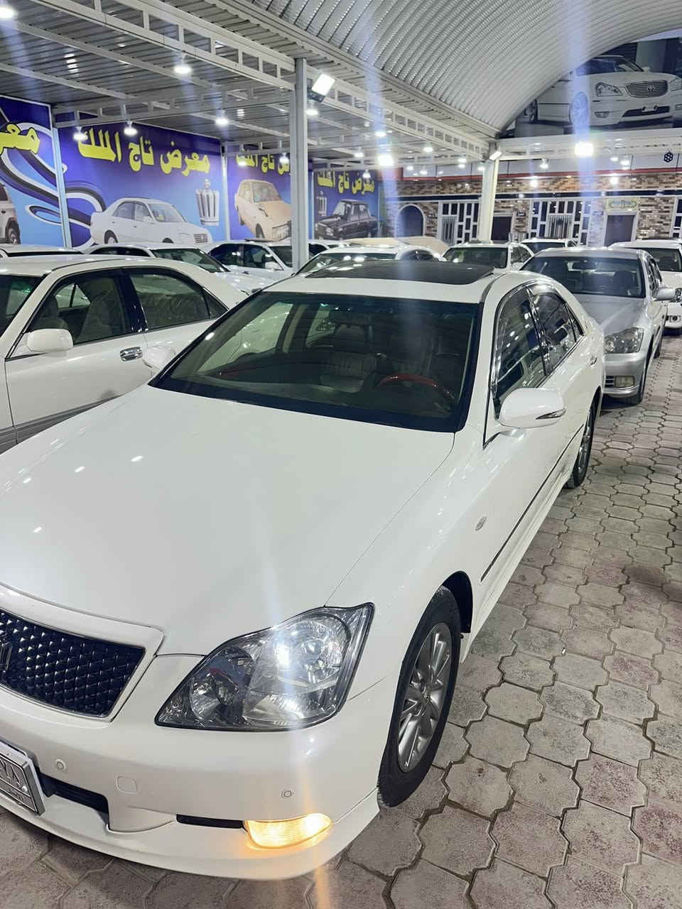 TOYOTA CROWN ATHLETE 👑
للبيع تيوتا كراون شاهينه 2006. (مبايعات)

مالكها عنوانه نجف سياره وحده باسمه

اللون              صدفي 

❗️فقط لليدور جديد(كص قماره +گفر جاملغ خلفي في اليابان)

رقم  الأنبار سنويه نافذه لغاية2028.

شاصي 84 رياضي

المواصفات 👇

3دكم.

غرفة جديده مالت حاويه

فتحة سقف سلايت.

مكينتها 3500

كشنات حضن رياضي.

كشنات كهرباء.

سترين كهرباء.

مري كهرباء+هيتر♨️.

5بصمات+بصمة تشغيل+بصمه رصاصي.

تصعيد وتنزيل الجام من خلال البصمه.

وضعيات القياده رياضي+عادي

تحكم ستيرن جهتين.

لايتات 5قطع+منضومة زنون بالكامل.

بگ لايتات لد ابو عيون.

شاشه ترحيب الكبيره.

تبريد ثلج متحرك❄️.

كروز تثبيت سرعه.

سستم صوت ودمامات فدشي.

جامات اربعه اوتو.

سيدي چنجر6اقراص.

مانع انزلاقTRC.

.GBS خرائط

.APS شغال

گير اوتو وعاديS نمر6.

غراض مال جنطه كامله.

وحداديه جديده من الطول للطول.

والسياره ماعايزه برغي كامله على اخر حبايه.

والسياره بالوقع اجمل من الصور بهواي📷.

العنوان🏡النجف الأشرف..

السعر 110 ورقة وبيها مجال بسيط

للاستفسار 📞 ***********
