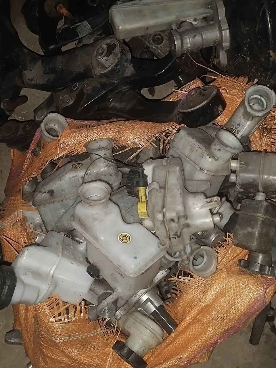 سلام عليكم يوجد لدينا تفصيخ الكوري أوبتما+سوناتا+اكسنت وجميع انواع المحركات 2000+2400+1600+1800
التواصل ***********
مكاني السماوه الوركاء
