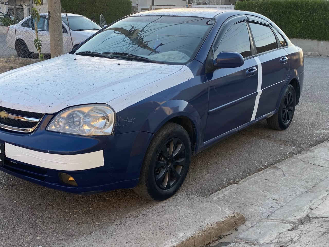 سياره شوفليت ئوبترا موديل 2005 گيرو مه كينه بةشرت مةكيني ئةوروبي بو به ستراوه سياره سه نوي ئةوليات بة شرت بيشو بشتي كه بسه بي ليدانه سبوخ عامه بوجواني تايوويلي نويه سياره ي ماله وه يه بي مه سروفه به س فروشتنه 
سعر 35 توزيك مه جال ناونيشان هه ولير قه زاي خه بات 
رق***********فايبرواستاب 
*********** الحمدانية, نينوى
