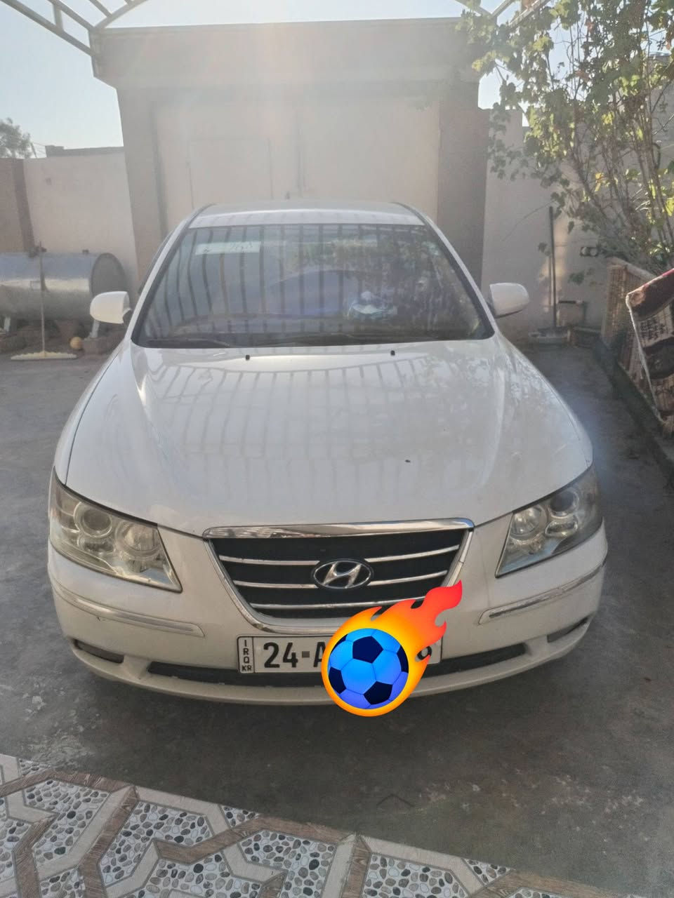 للبيع سوناتا
موديل 9 امريكي
 رقم دهوك
بيها اربع قطع صبغ 
***********
