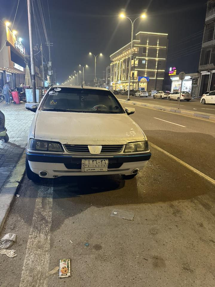 بيجو 405
سياره كير مكينه حدايه اماميه خلفيه كلها بالجيس 
كامله ماتصرف عليها ربع دينار 
دوشمة جلد 
شاشه 
تبريد ثلج 
لايت زنون اليشوفه يترحم لموتاك 
تخم تاير 
السياره بوجهك للشارع 
سنويه ساقطه 2023
تحويل شوكت مايعجبك
مكان السياره بصرة 
سعرها 30 وبيها مجال او مراوس
***********
