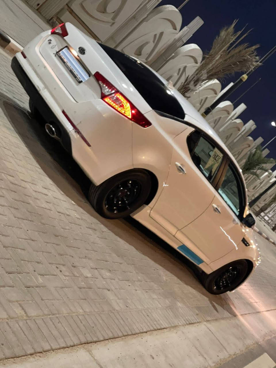 سلام عليكم
كيا أوبتيما موديل 2014 اصل 

أدوات أدوات كصه جنطه 

غاز خط واحد بلاد وارد كوري 

دخول جديد 

المواصفات 

لد كشاف امامي 

لد بكلايت خلفي 

شاشه بلاد 

كأمره شغاله 

كشنات جلد 

تتفه تبريد كشنات 

تحكم ستيرن 

كروز مثبت سرعه 

ريموت شغال 

تخم تاير جديد 

حداده جديده 

مكينه كير جدد 

ارقام وسنويه ع رقم الشاصي إنكليزي 22 أربيل 

السياره كسر كارتون 

المكان البصره ***********
