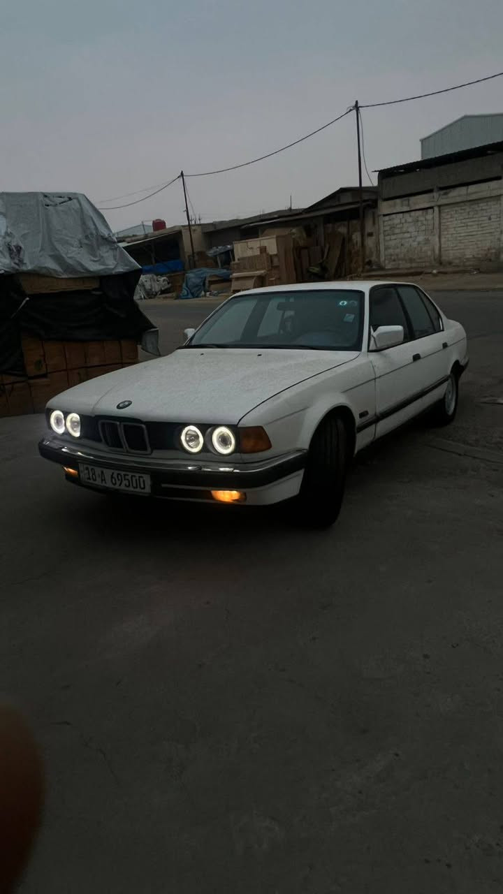 السلام عليكم بي ام 735للببع سياره جاهزه مكينه كير حداده تبريد كله جديد رقم بابل انكليزي تاخذهه منا كبل تحولهه بسمك مكاني بصره المطيحه سعر السياره 40وبيهه مجال حك الجيه رقم الهاتف***********
