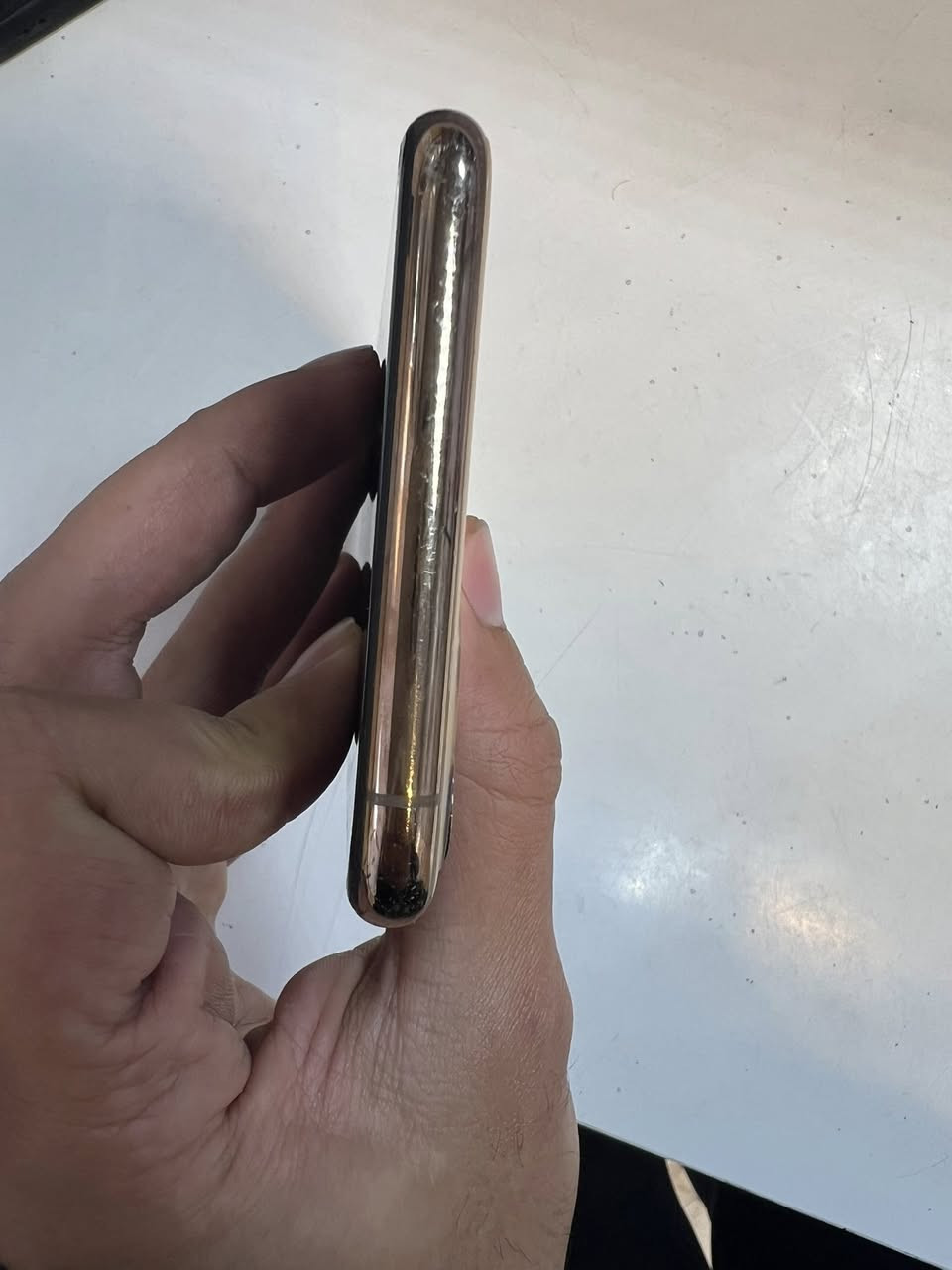 السلام عليكم
11 برو ماكس

ذاكره 256 بطاريه 74 بس مابيها صرف ابد
الجهاز ما مفتوح خلاص اذا مفتوح تاخذه بلاش

نضافه الجهاز 80‎%‎

السعر 300 وبي مجال بسيط

مكاني بغداد

***********
