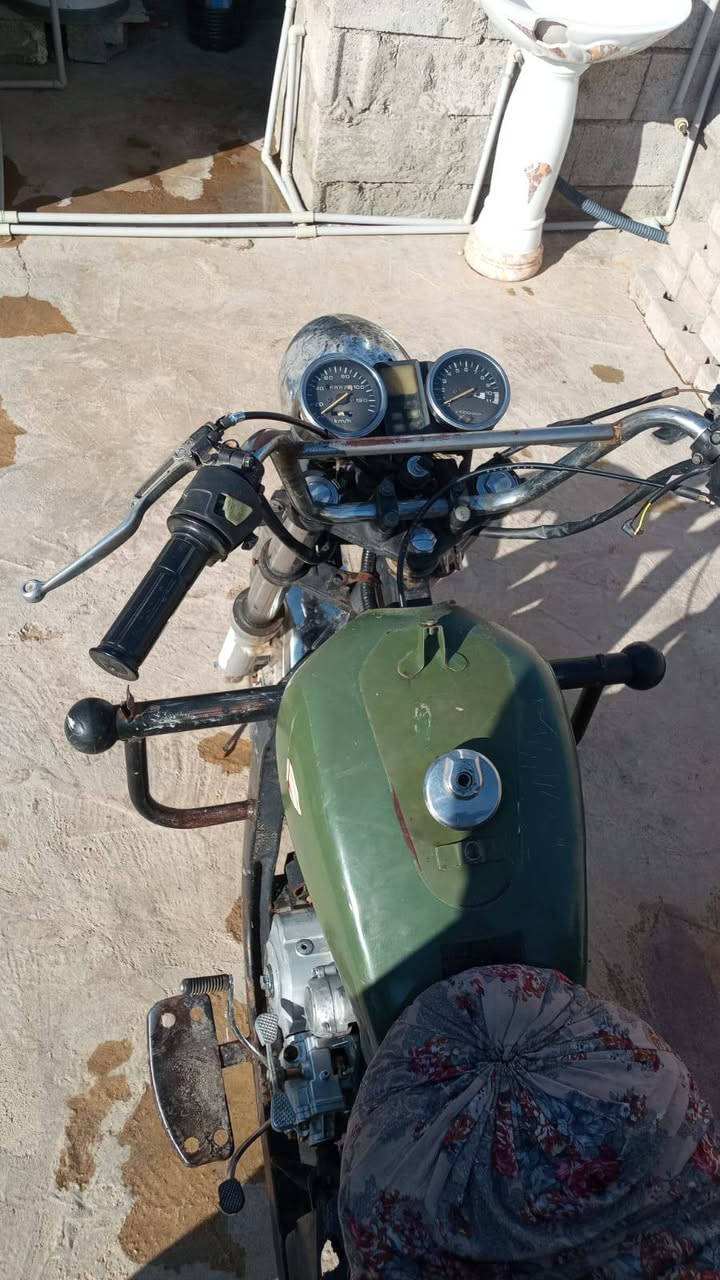 ستوته للبيع سعره مناسب جاهزه ربع ماذب عليه مال شغل محرك 22 موديل 2019بليته بيه شرط الركبه مشروطه من كل عيب السعر 950وبيه مجال مكاني كركوك واحد حزيران 
يرهم مراوس حسب النتفاق الستفسار ***********
