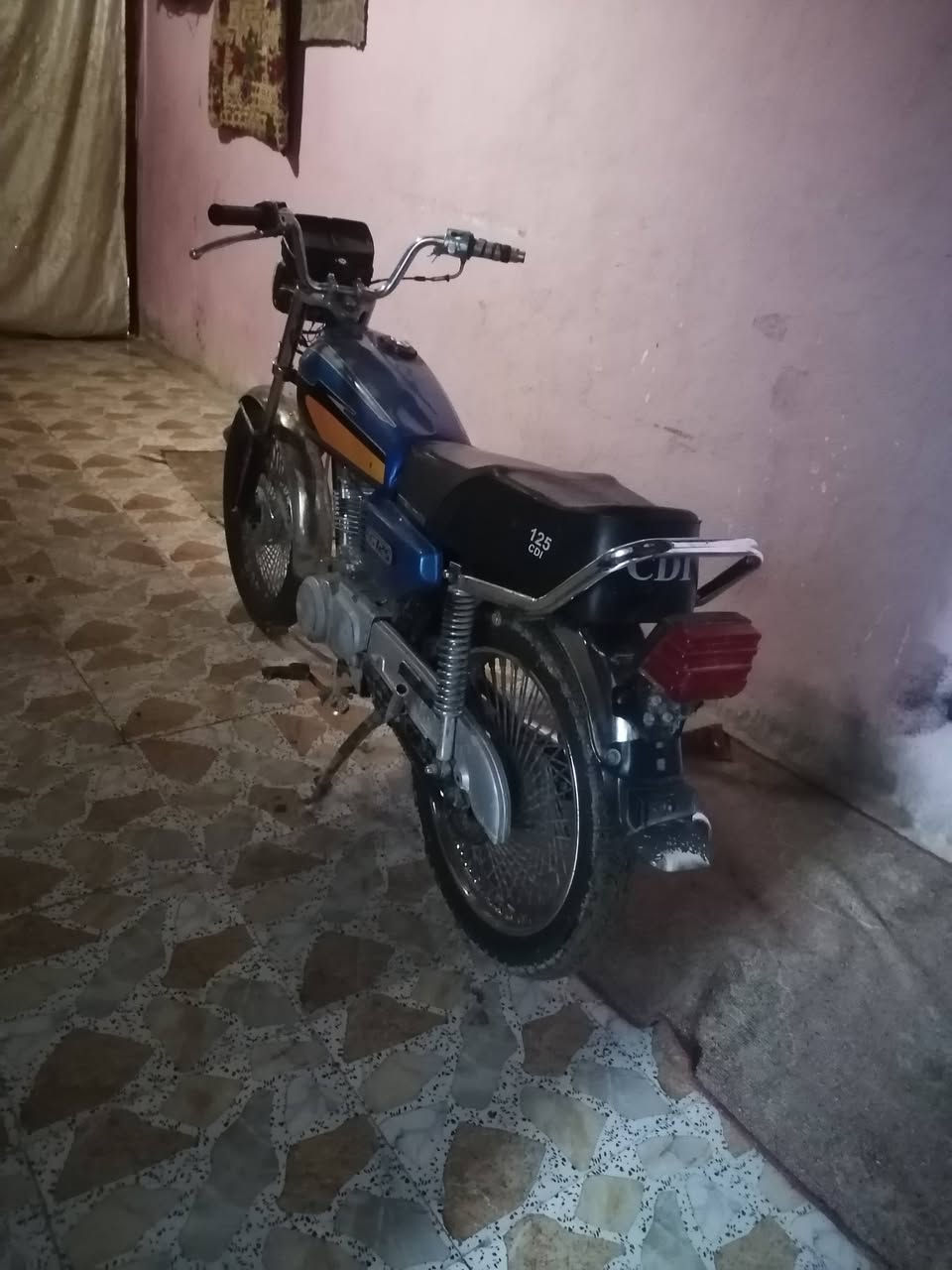 كلك لبيع سعر 200 وخمسين وبيه مجال مكاني نجف ابو صخير***********
