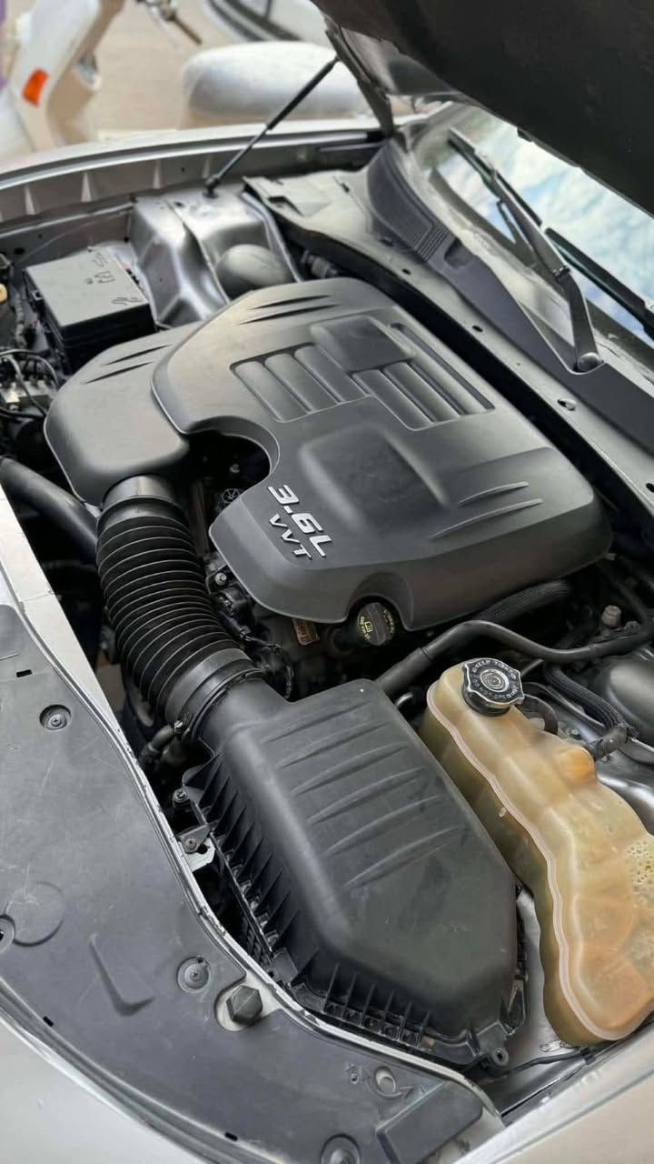 بسم الله الرحمن الرحيم 
جارجر ٢٠١٩ ادوات ادوات دخول جديد مرقمة شمالي طبق الاصل سنويه ل٢٩ مكصوصه قماره فقط كير طياره مكينه ٦ سلندر ٣٦٠٠ بصمة تشغيل بصمه بيبان مكينة وكير وحداده وتبريد وتدفئه حت بالكشنات كله كفاله ترايها الاربيل سياره احلى من الصور 
السعر ٦٧ وبيها مجال للطيبين.
البصره/***********
/*********** البصرة, العراق
