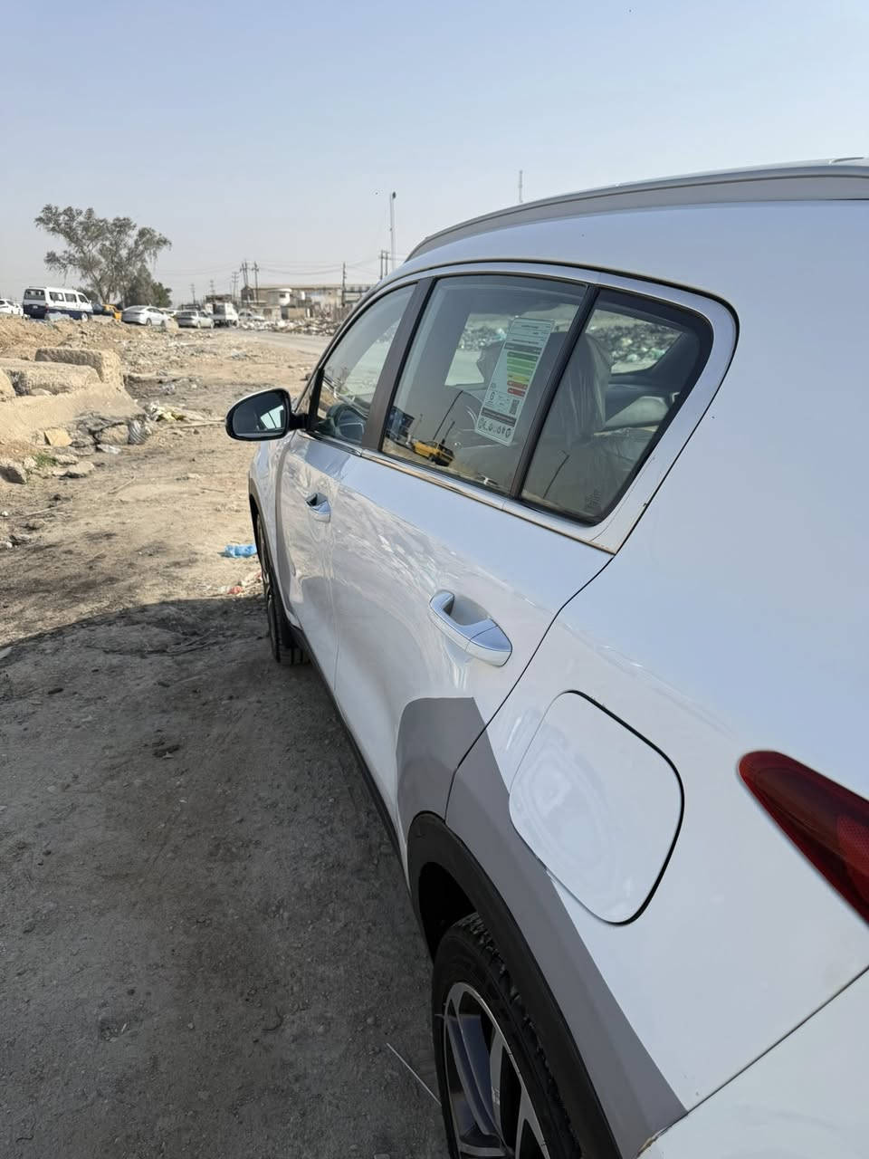 سبورتج خليجي موديل19  نص فول مكينه 2000 دوش سياره سابقا كفاله عامه بيها حالياً بيها طخات موضحات يرادلهن صبغ وبيها صبغ بنيد وجاملغ ماشيه 77 الف ابيعها على وضعها كير مكينه حداديه كله مكفول تخم تاير سعرها 135 مجال قليل عنوان سياره بغداد ***********
