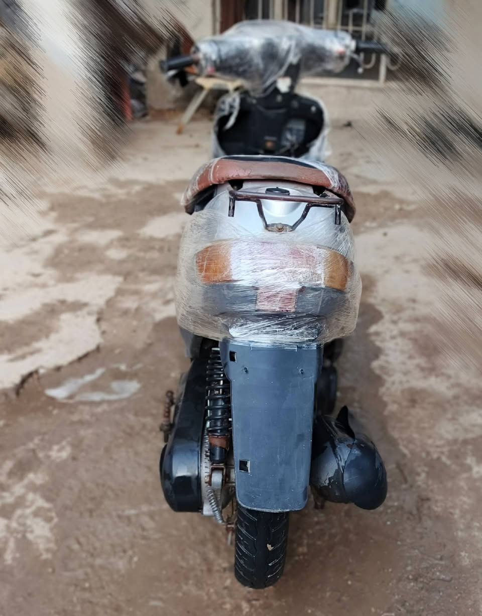 الســلام عليــكم 

دراجه زعره نضيفه تفاصيلها بالخاص سعــر بـ175 الف
*********** وبي واتساب
