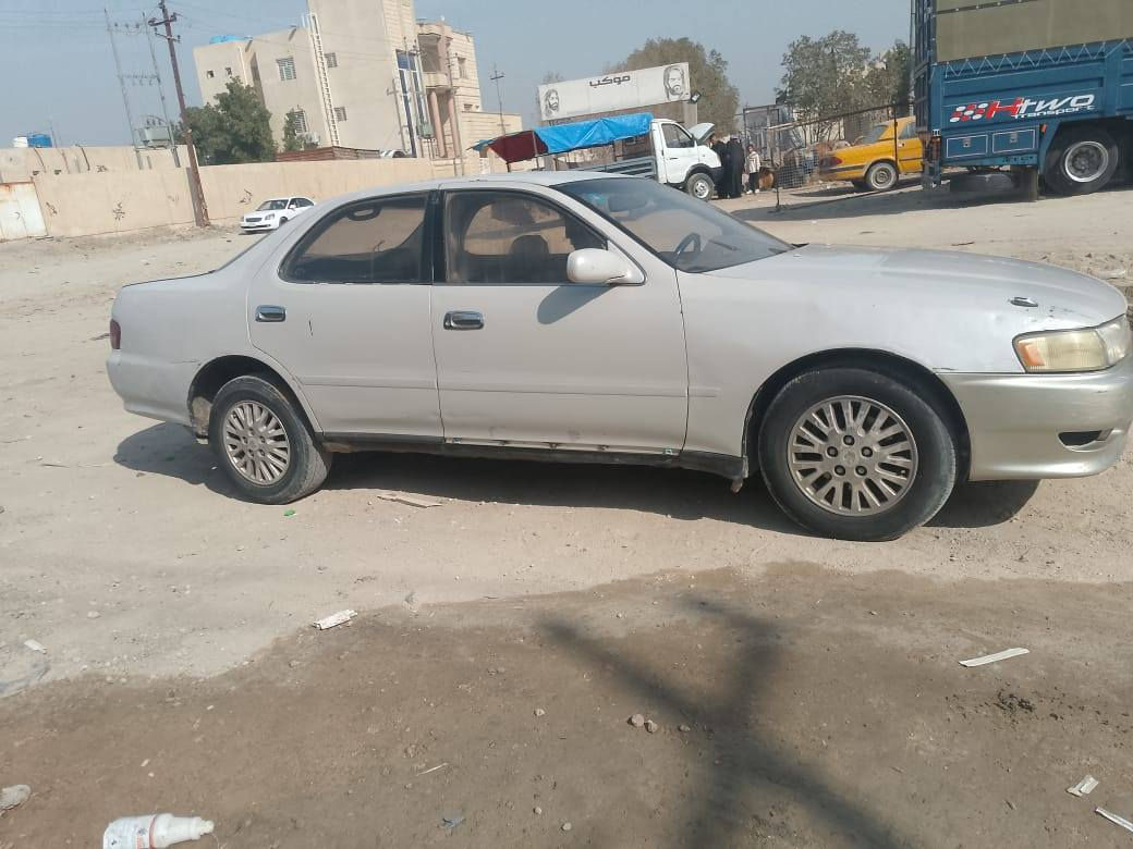 كرستا للبيع جاهزه السياره مكينه فيفتي 

مكلف مكلف  بالنشر خابر ع راعيها وهذا رقمه 

مكانها ذي قار سوق الشيوخ 

***********
السعر 50 قفل
