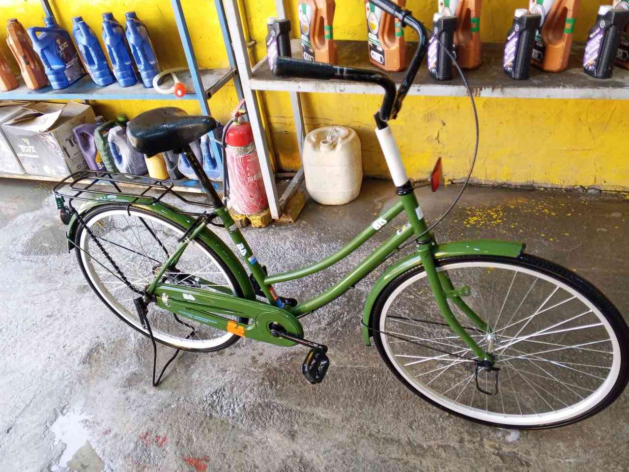 بايسكل للبيع بيع مستعجل على بيعته موديل 21 اللون زيتوني ب 130 وبيه مجال مكاني حي ميسان رقمي بواتساب ***********
