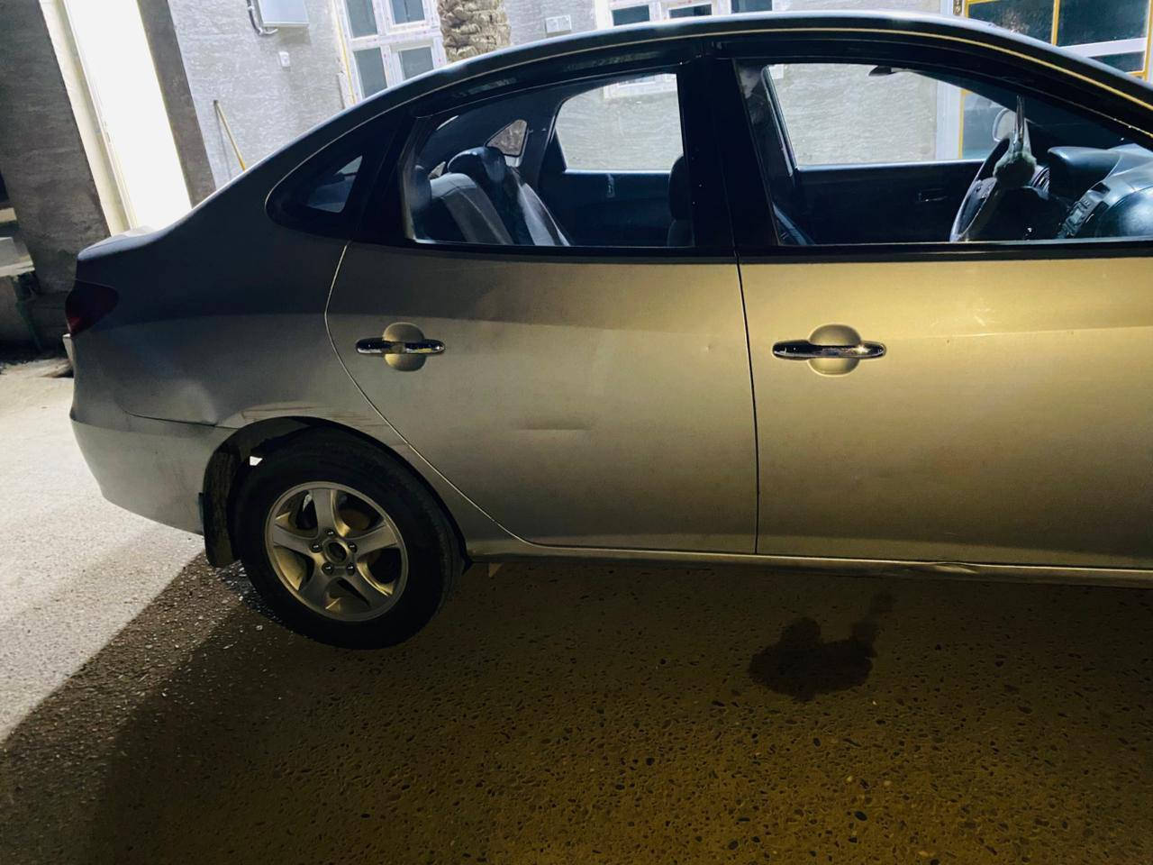 السلام عليكم 
للبيع افانتي موديل 2009 فول مواصفات 
تحكم استيرن مري شفط حساس خلفي فول 
واحد على واحد  قطعه وحده فقط صبغ والباقي 
مكفول من كلشي العنوان صلاح الدين السعر 107
وبيه مجال 
رقم الهاتف ***********
