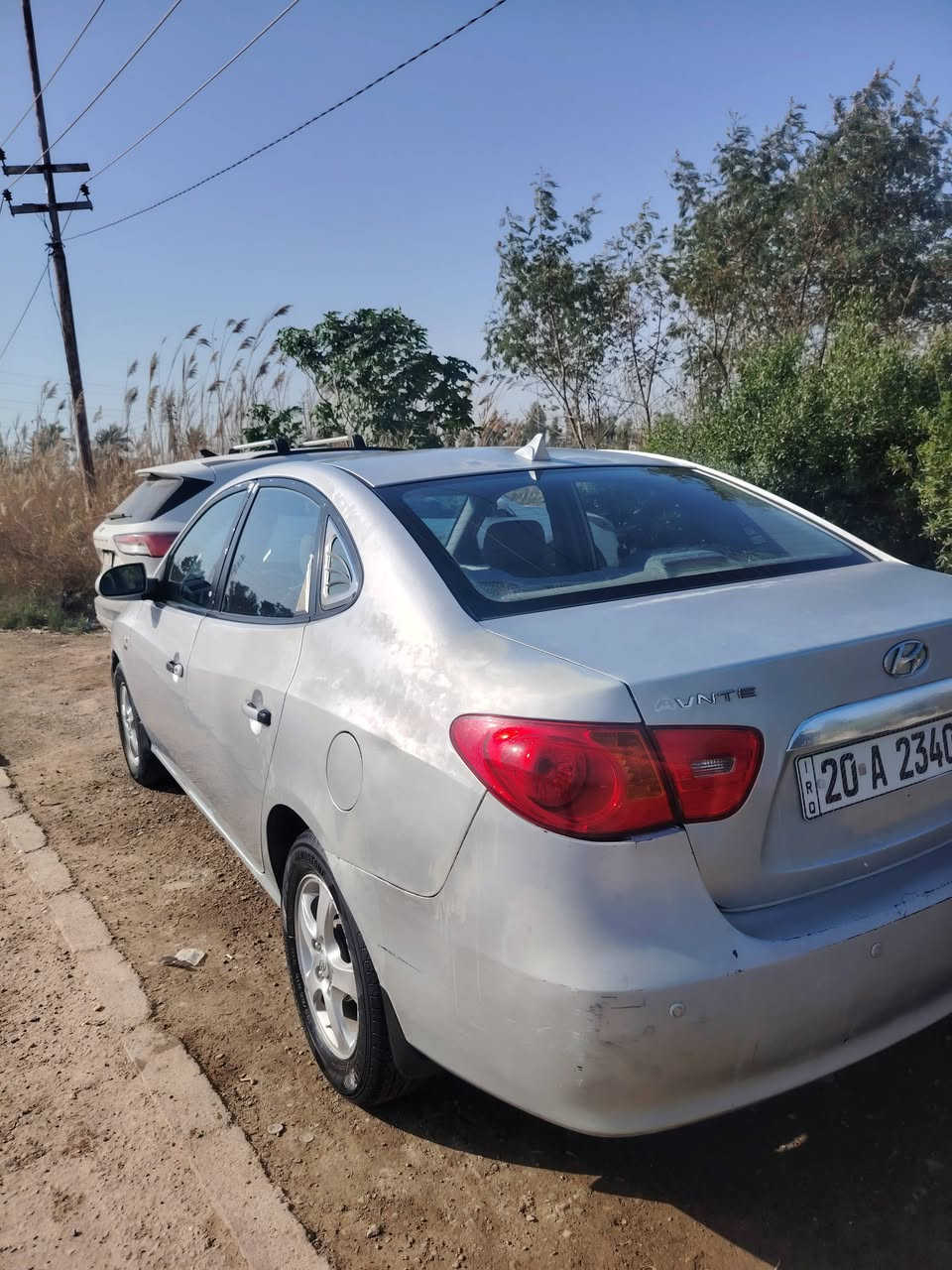 السلام عليكم افانتي للبيع 2007 محرك كير مكفول وصدر جديد امامي وخلفي السياره بدون نقص بيها جراد ماشيه اقل 200 الف مكاني بعقوبه المفرق للاتصال على الرقم ***********
