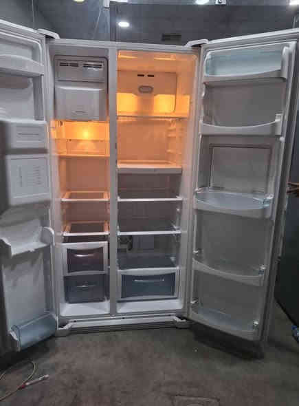 السلام عليكم ثلاجه ومجمدة بابين ٢٨قدم بيكو فول نظافه واصل للمنزل داخل أربيل مع ضمان اسبوع رقم تواصل وتساب ***********
