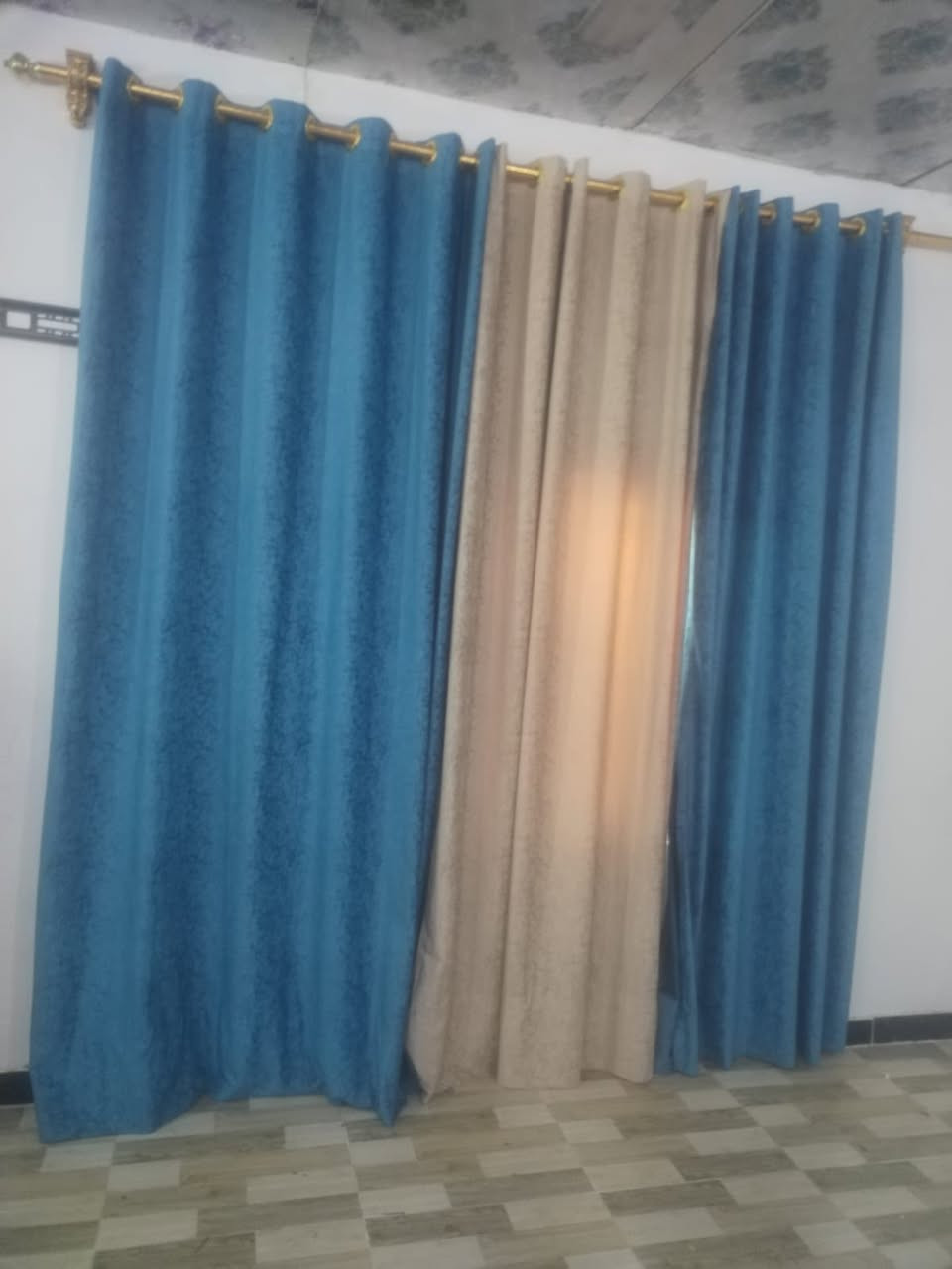 قديفه شامو نضيفه كلش جابوها ب50
يردونه ب35وبيه مجال


**إذا كنت صاحب هذا الإعلان وتريد حذفه لأي سبب، رجاءا أرسل رسالة إلى الدعم الفني**