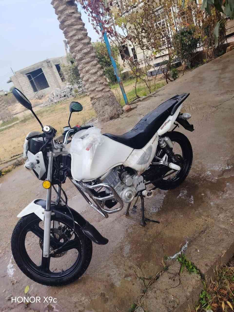 للبيع سنكي موديل 19بلادي مكينه 150مامفتوحه 
لا تنقص ولاتبخر كهربائية شغاله نكره سلف 
مانقصه كلشي سعره ٧٠٠قفل شراي يجي خاص 
مو شراي لتعلق


**إذا كنت صاحب هذا الإعلان وتريد حذفه لأي سبب، رجاءا أرسل رسالة إلى الدعم الفني**