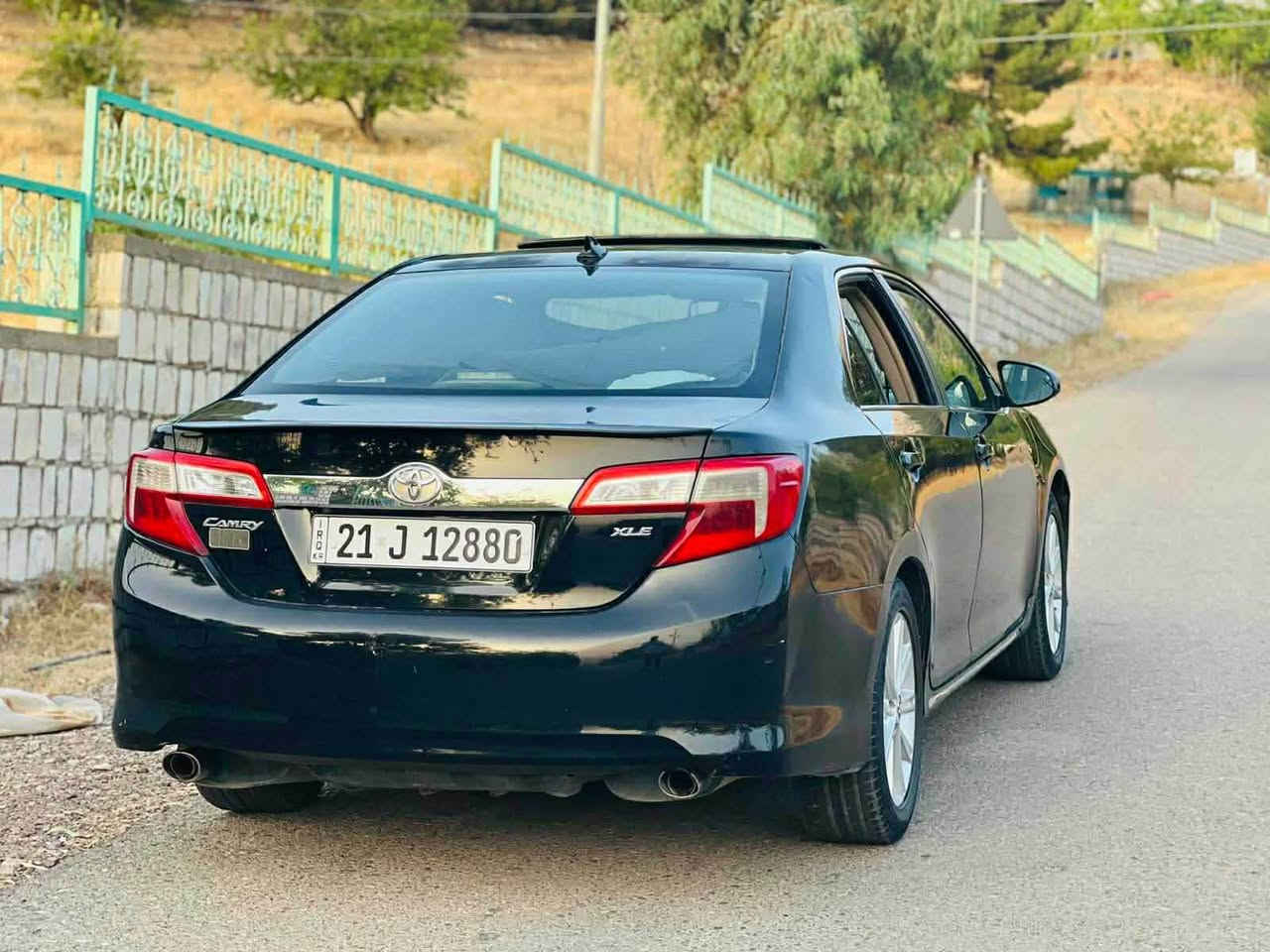 کامری شەش بستۆن قەپات مواسەفات
بەصمە ، ئاوێنە ڕادار و خەتی جادە , سڵاید 
کوشن جڵد و هیتەر ، دوو کوشن کارەبا، کامێرە
گێڕ و مەکینەی بەشەرتی هەموو شتێ 
سەیارەکە زۆر جوانە سارد و شوختی نییە 
شەش پارچەی هەیە بێ دەعم ، پشت و پێشی کەپسە. 
سەنەوی تا 2028
سعری ١٠٥ گەڵاو مەجال 
***********
*********** حلبجة, السليمانية
