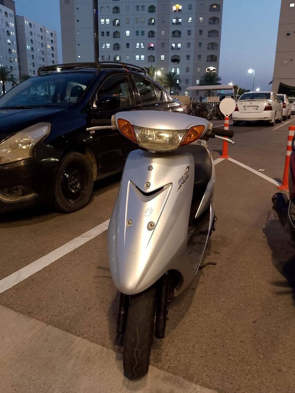 دراجة 60 عصفريه سعره 300الف وبيه مجال دراجة مال رمبة اوراقه موجوده مكاني بسماية B2 عماره 217 رقم الهاتف *********** تواصل واتساب فقط
