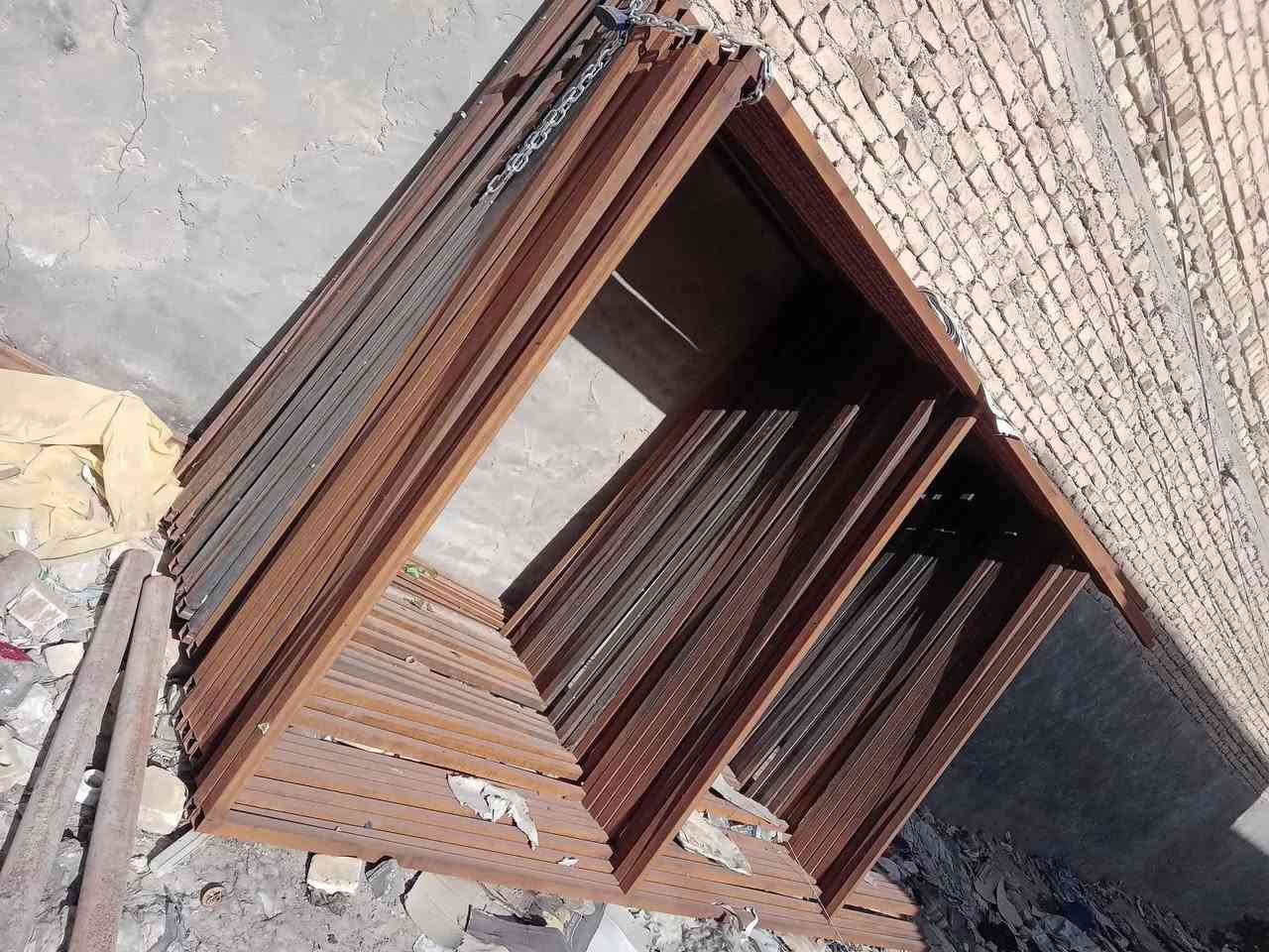 للبيع كربلاء كلشي بل فيديو موضح المتر 2000 ***********
