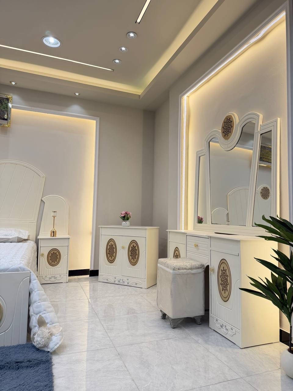 💭غرف نجاره عراقيه 💯💯

💭السرير بلوك ٦ ارجل✅

💭طول السرير 200 سم 😍

💭عرض السرير 160 سم✨ 

💭الضهر براغي🔥

#بغداد #محافظات #غرف_نوم #جديد #ترند #Facebook #tiktok #متابعة #اكسبلور #لايك


**إذا كنت صاحب هذا الإعلان وتريد حذفه لأي سبب، رجاءا أرسل رسالة إلى الدعم الفني**