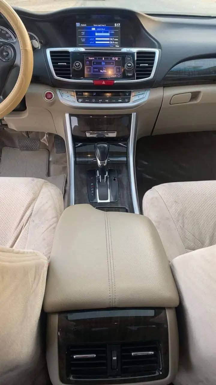 هونداي اكورد 2015 السياره بحال الوكاله جاهزه على النقل بيع مستعجله 20,000 ريال للتوصل وتس فقط   594813462


**إذا كنت صاحب هذا الإعلان وتريد حذفه لأي سبب، رجاءا أرسل رسالة إلى الدعم الفني**