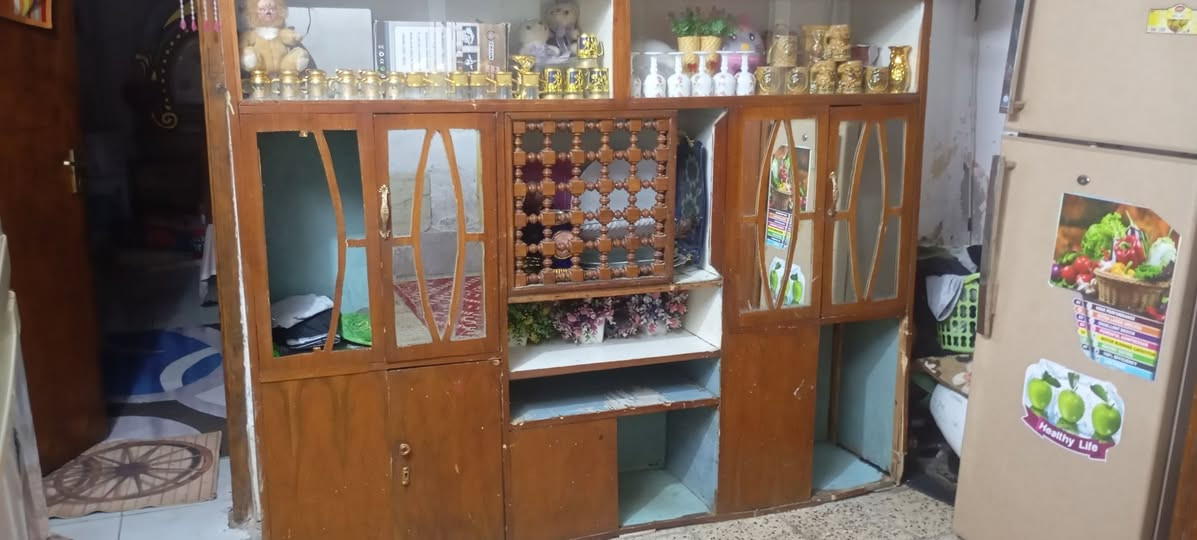 السعر 60الف عوزه شوي ترتيب لبيبان لطايحه موجوده 
***********
