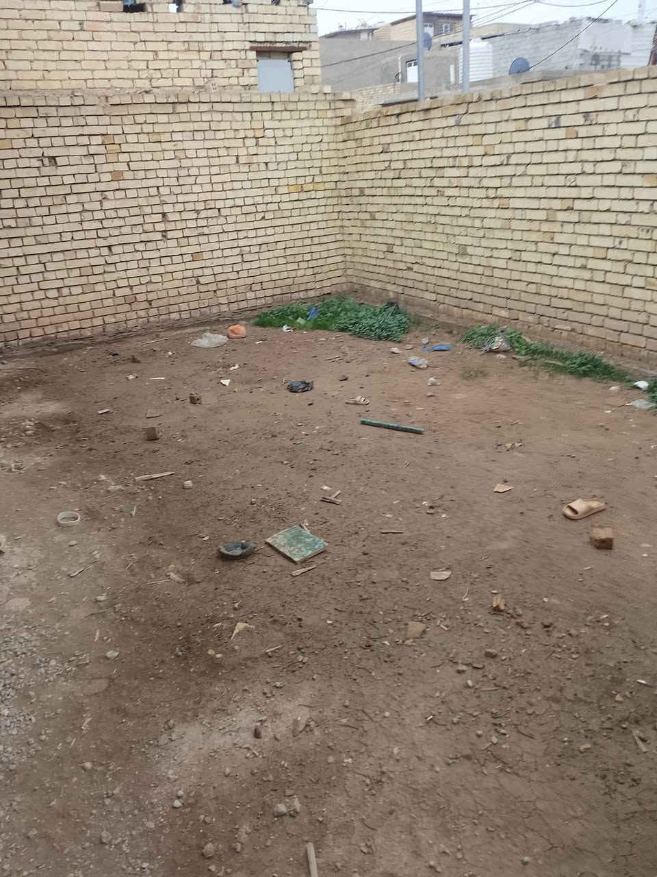 هيكل مساحته 200/وجهه 8ونص/ نزال 23 /موقع الزعفرانيه شارعين سيد هاشم/ ***********ستفسار
