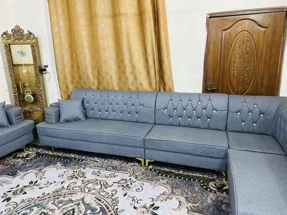 ديوانات جدد اثنين. نفس الشكل 22مقعد 14متر وكوشات 6
القماش كتان والسفنج ضغط عالي 750مكان هبهب لاتصال وتساب *********** واكو سياره توصيل بكروه
