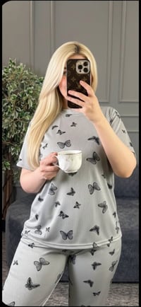 ملابس • قطع محدودة • فري سايز