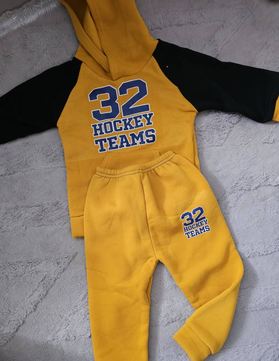 تراكمات أطفال جديده 
من عمر 7_9
والصغير 2_3سنوات
السعر 5
 العنوان النجف الاشرف


**إذا كنت صاحب هذا الإعلان وتريد حذفه لأي سبب، رجاءا أرسل رسالة إلى الدعم الفني**