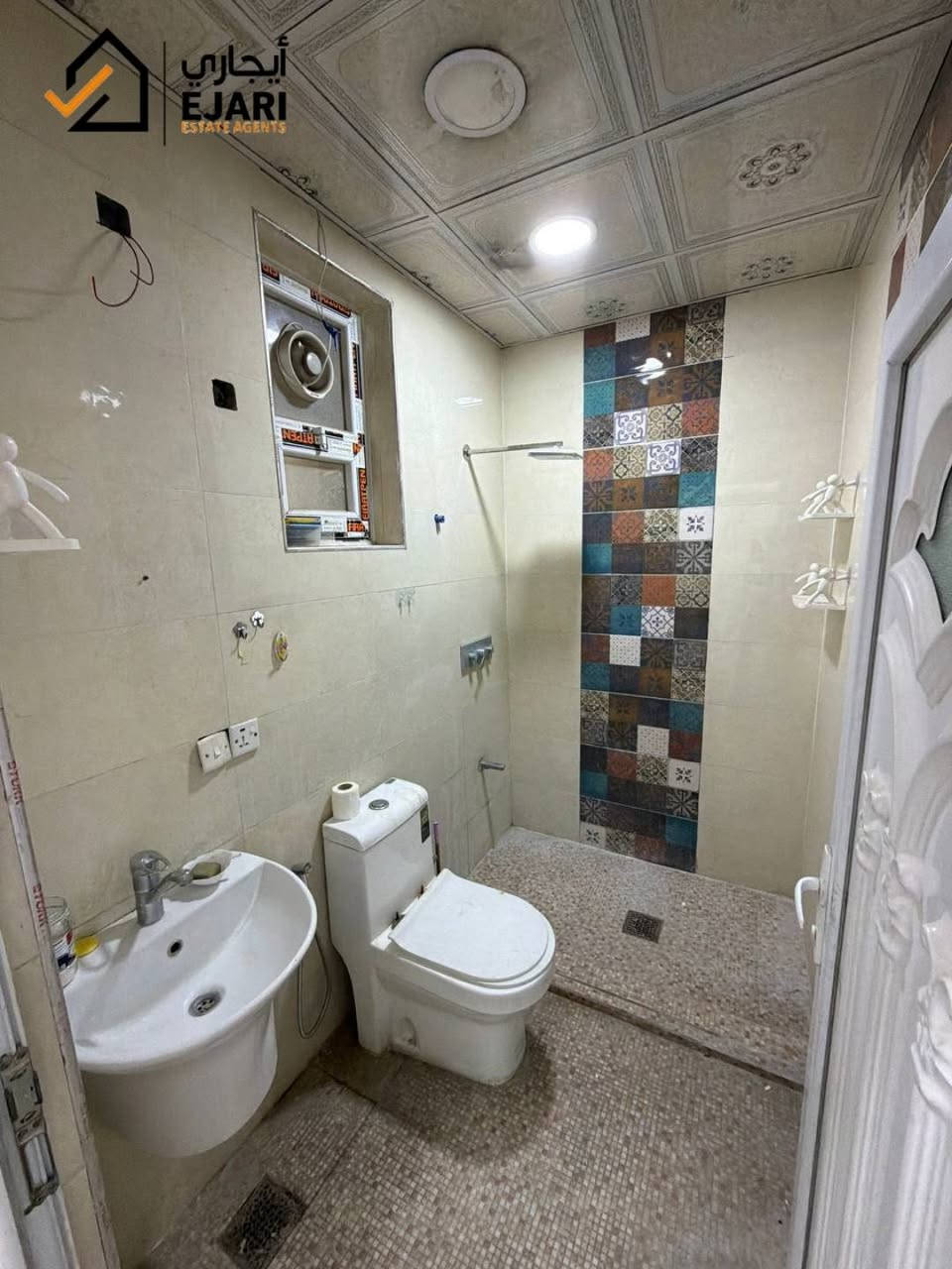 اعلان ايجار 
Ejari  إيجاري 
يوجد مشتمل في منطقه المنصور حي المتنبي بناء حديث  مساحه ٨٠ متر 
يحتوي ٣ غرف نوم +صاله +مطبخ +حمام عدد٢ 
للاستفسار ***********
اذا مهتم بالسعر اكتب رقم 17 سوف يتم الرد عل الخاص 
نقدم خدمه  اداره العقارات جميع مناطق بغداد في حاله انك مشغول او امسافر وماعندك وكت اتابع البنايه او اي عقار يمنه الحل ايجاري بديل 
يلبي طلبك وانت مكانك بطرق حديثه 

او زيارتنا الى موقع الشركه في حي الجامعه الفرع مقابيل كليه الاداره والاقتصاد فرع مدرسه المباهج👇
 https://maps.app.goo.gl/uwkk4QPYd5EgivjP8?g_st=iw

 للمزيد من العروض يمكنكم الانضمام قناه التلكرام👇
https://t.me/omarEjari

وتساب 👇 فقط رسائل 
https://iwtsp.com/9647710000680

 التيك توك 👇
https://www.tiktok.com/@ejari86?_t=8V089pzmx7t&_r=1

 قناة  YouTube 👇

https://youtube.com/channel/UCPxpJjtiuOb1RoTmh_X9cZQ

#iraq #baghdad #kurdistan #iraqi #تجاري #property #investment #openhouse
#propertyinvestment #luxurylifestyle #apartment #sold #rent #apartments
#عقارات_المنصور #للايجار #ايجار #مجمعات #شقق #إيجاري #الجامعه #القادسيه #الجادريه #اليرموك #الداوودي #تجاري  #الداوودي #كراده #الجادريه #بغداد
