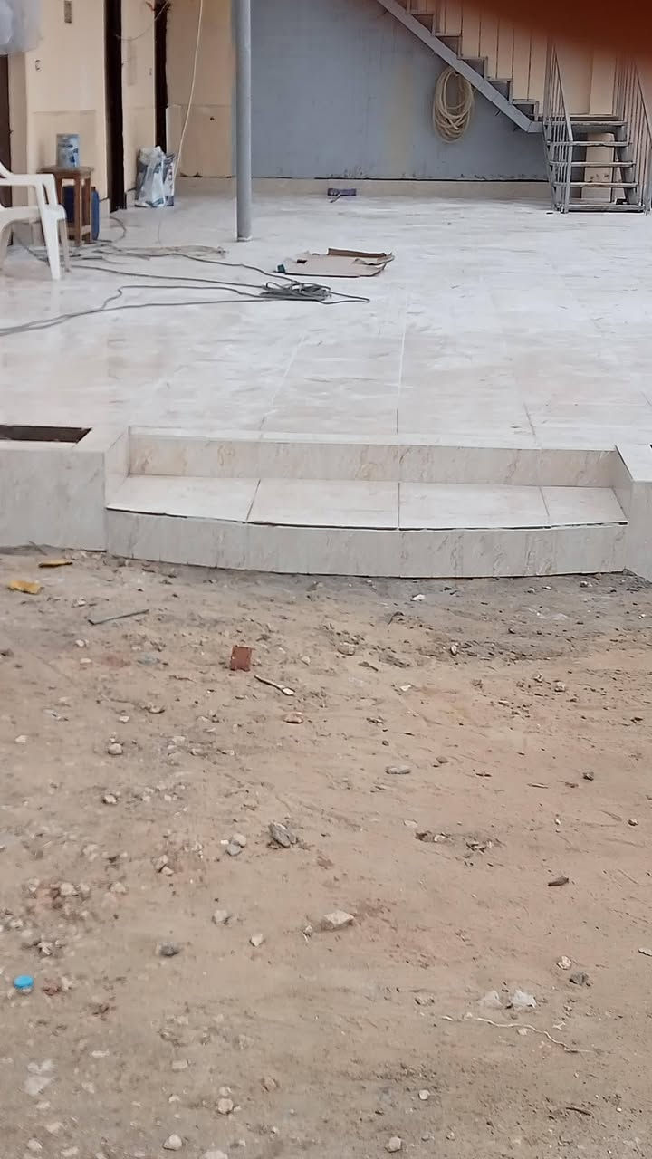 خلفات سيراميك بورسلين وكاشي جدران وارضيه مصريين ببغداد شغل درجه اولي ع الليز اسعار مناسبه ونلتزم بالمواعيد ‏‪0776 295 3064‬‏
