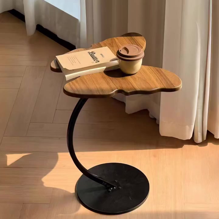 طاولة خشب هيكل معدني شكل فراشة 🦋✨
تفاصيل راقية ✨🦋 
السعر 40,000 فقط 

#بغداد
#تسوق_بغداد
#اثاث
#العراق
#تسوق_العراق
 #اكسبلور


**إذا كنت صاحب هذا الإعلان وتريد حذفه لأي سبب، رجاءا أرسل رسالة إلى الدعم الفني**